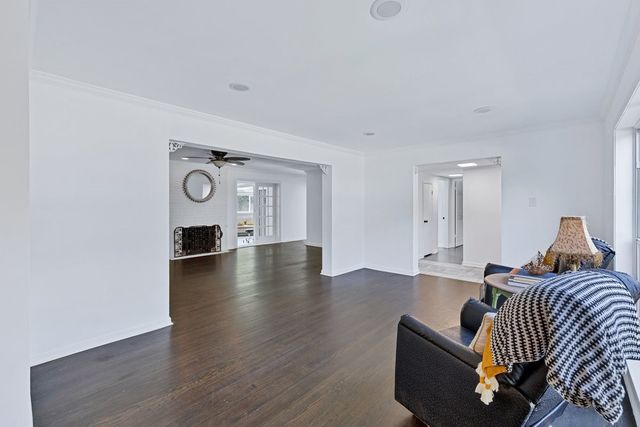 312 W Rio Grande Street, Garland, TX 75041