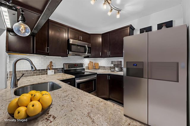 3004 NE 5th Terrace 305-C, Wilton Manors, FL 33334