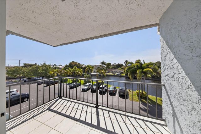 3004 NE 5th Terrace 305-C, Wilton Manors, FL 33334