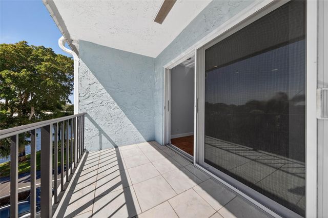 3004 NE 5th Terrace 305-C, Wilton Manors, FL 33334