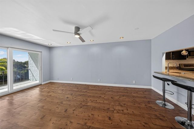 3004 NE 5th Terrace 305-C, Wilton Manors, FL 33334