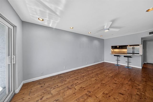 3004 NE 5th Terrace 305-C, Wilton Manors, FL 33334