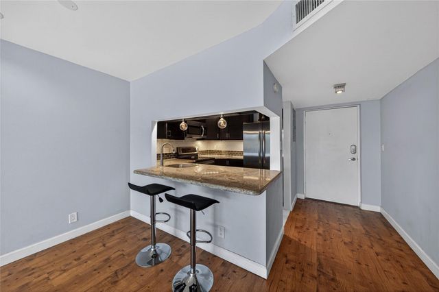 3004 NE 5th Terrace 305-C, Wilton Manors, FL 33334