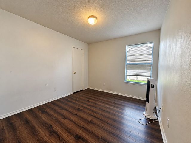 9314 Chamisal Court, Humble, TX 77396