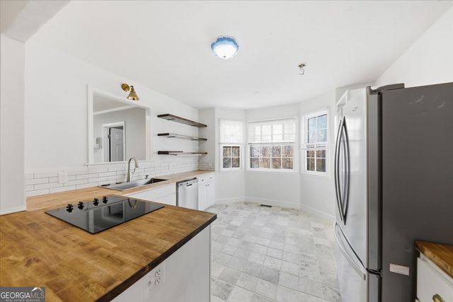 2008 Highway 85 S, Fayetteville, GA 30215