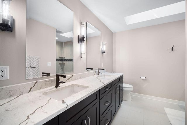 N50W35310 Wisconsin AVENUE, Oconomowoc, WI 53066
