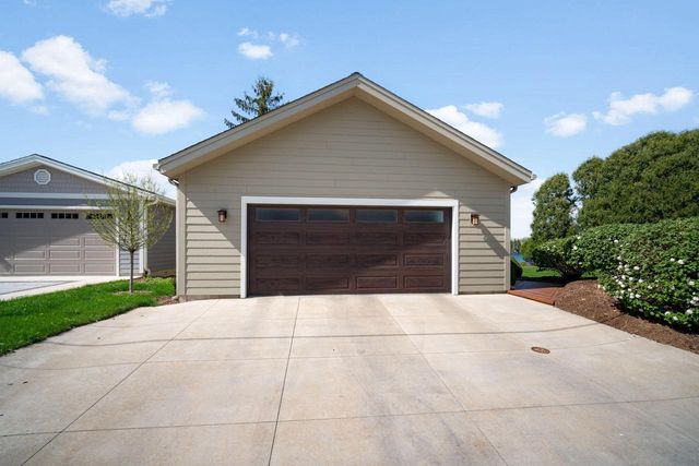 N50W35310 Wisconsin AVENUE, Oconomowoc, WI 53066