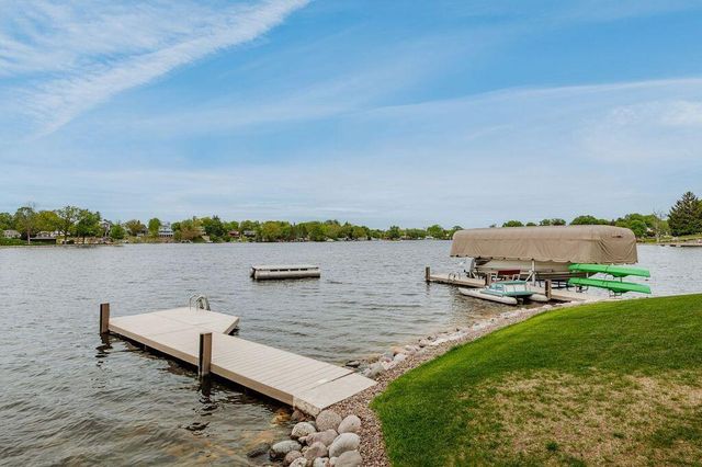N50W35310 Wisconsin AVENUE, Oconomowoc, WI 53066
