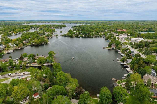 N50W35310 Wisconsin AVENUE, Oconomowoc, WI 53066