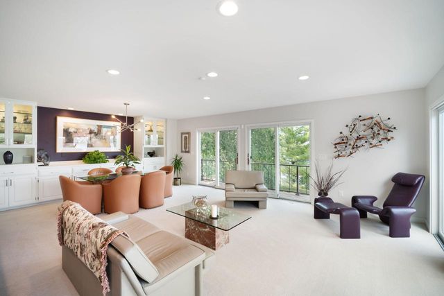 N50W35310 Wisconsin AVENUE, Oconomowoc, WI 53066