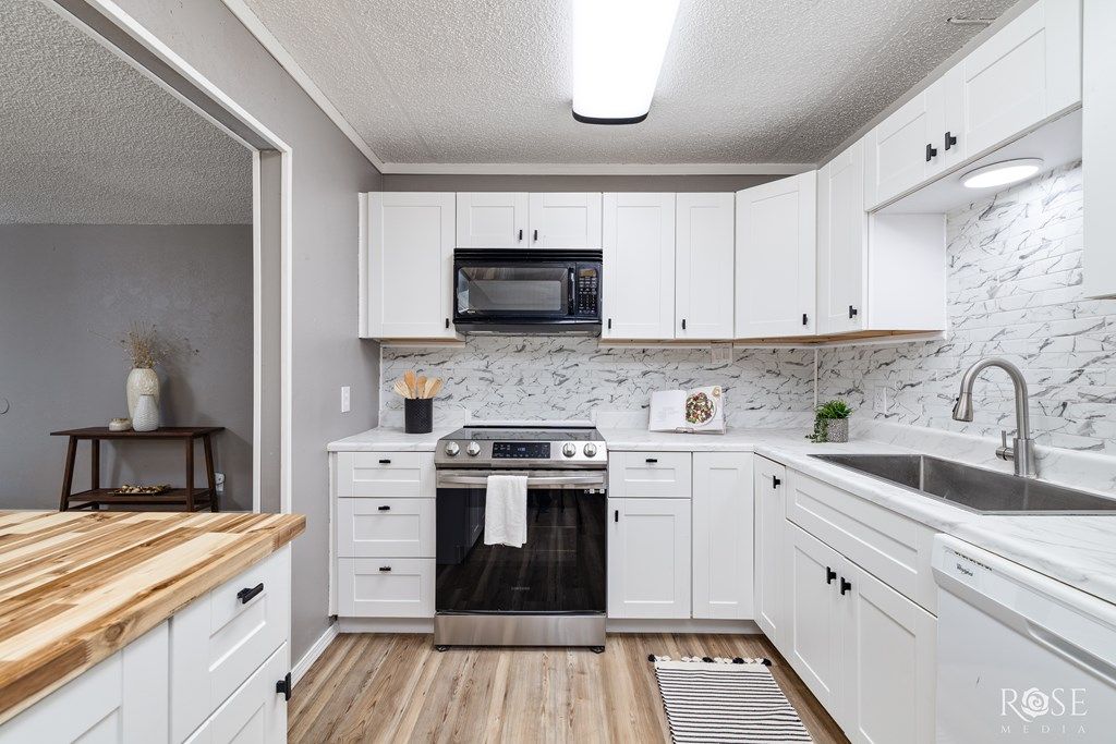 Image 9 of property listing at 713 E 46th St, San Angelo, TX 76903