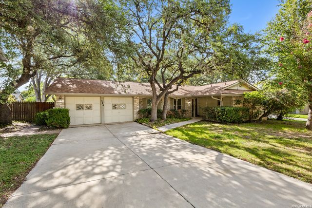506 CORDOBA DR, Universal City, TX 78148