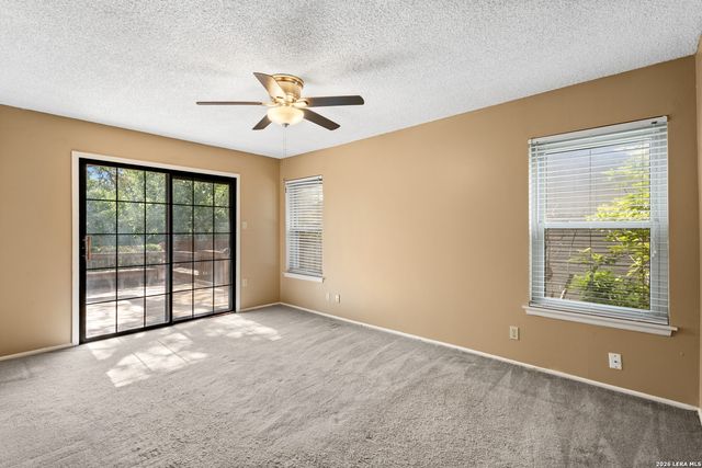 506 CORDOBA DR, Universal City, TX 78148