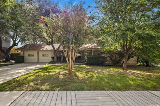 506 CORDOBA DR, Universal City, TX 78148
