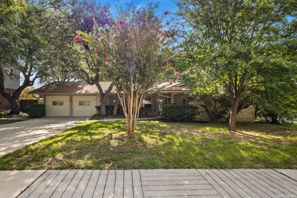 506 CORDOBA DR, Universal City, TX 78148