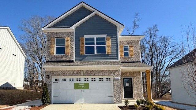 1395 English Oak Drive, Clarksville, TN 37043