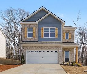 1395 English Oak Drive, Clarksville, TN 37043