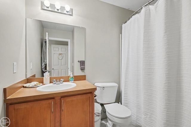 228 Wright Street UNIT 73, BLDG 401, Wixom, MI 48393
