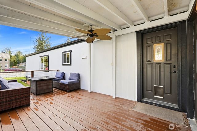 915 Dyer Road, Sultan, WA 98294