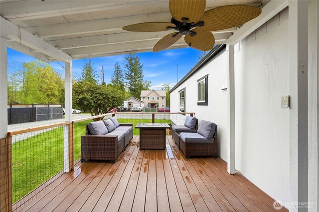 915 Dyer Road, Sultan, WA 98294