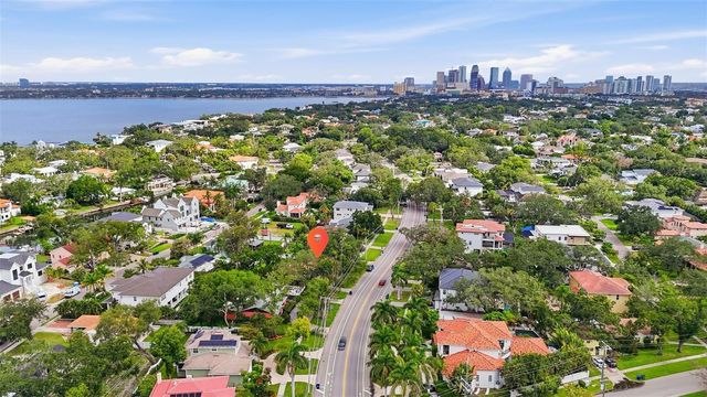 500 W DAVIS BOULEVARD, Tampa, FL 33606