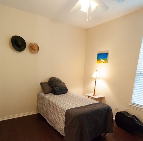 4821 Bellflower Way, Fort Worth, TX 76123