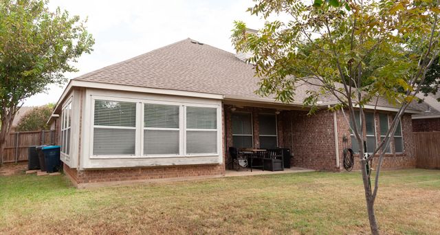 4821 Bellflower Way, Fort Worth, TX 76123