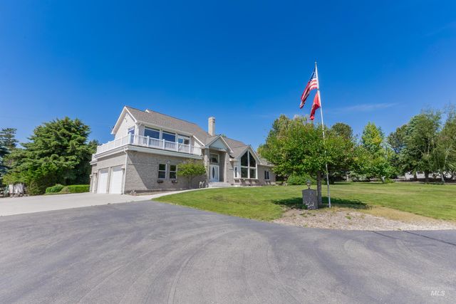 8864 Rim Rd, Nampa, ID 83686