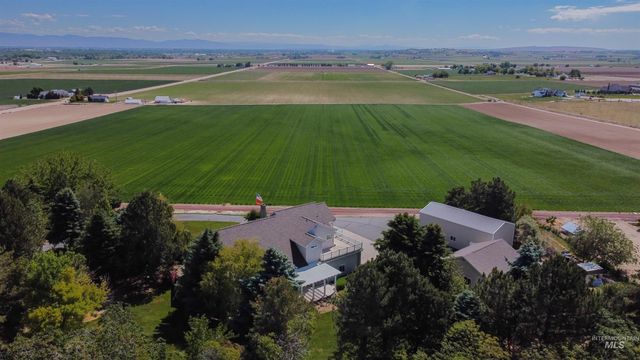 8864 Rim Rd, Nampa, ID 83686