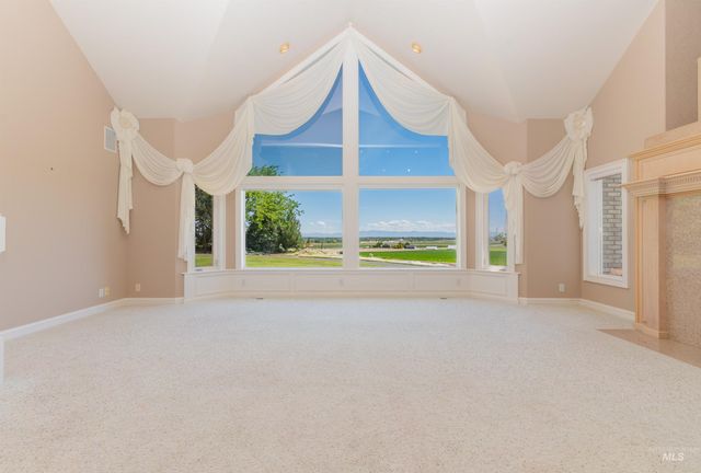 8864 Rim Rd, Nampa, ID 83686