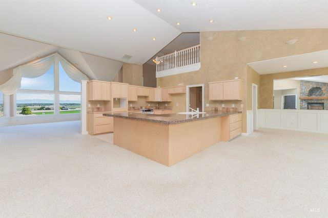 8864 Rim Rd, Nampa, ID 83686