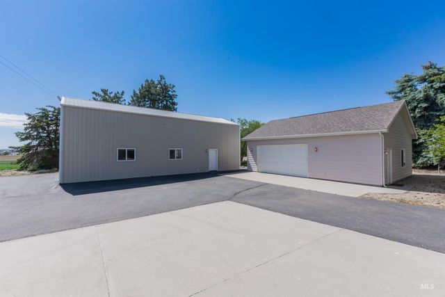 8864 Rim Rd, Nampa, ID 83686