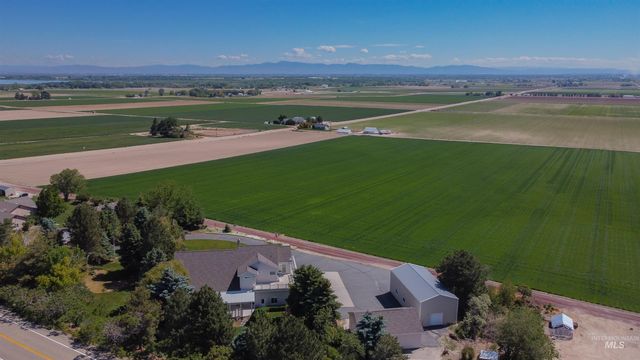 8864 Rim Rd, Nampa, ID 83686