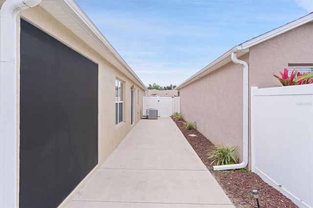 2019 ALTAMONTE WAY, The Villages, FL 32162