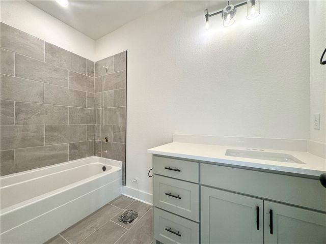 4800 SW Scarlet Oak Street, Bentonville, AR 72713