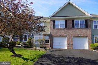 102 WELLINGTON PARK DRIVE DR, Princeton, NJ 08540