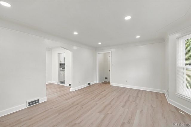 50 Eason Street, Detroit, MI 48203