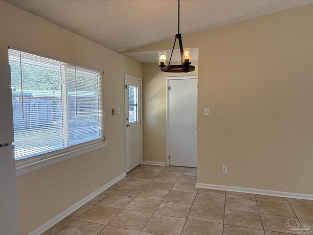 1361 Stanford Rd, Gulf Breeze, FL 32563