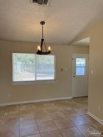 1361 Stanford Rd, Gulf Breeze, FL 32563