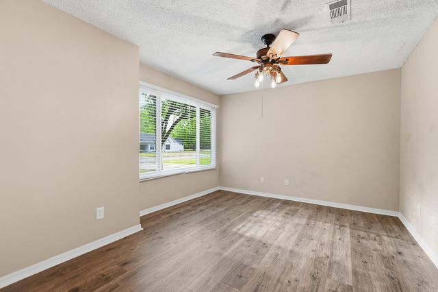 31 Brierwood Circle, Conway, AR 72034