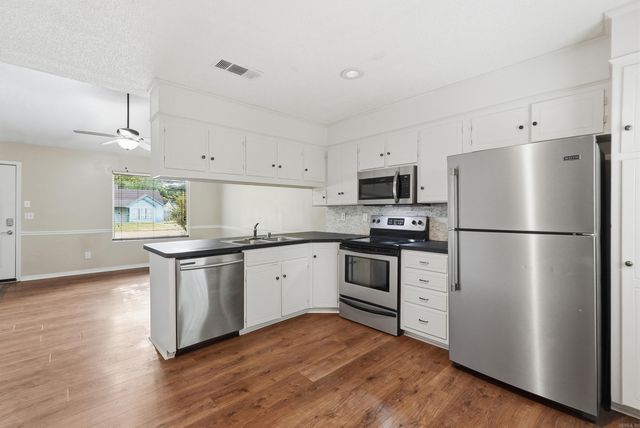 31 Brierwood Circle, Conway, AR 72034