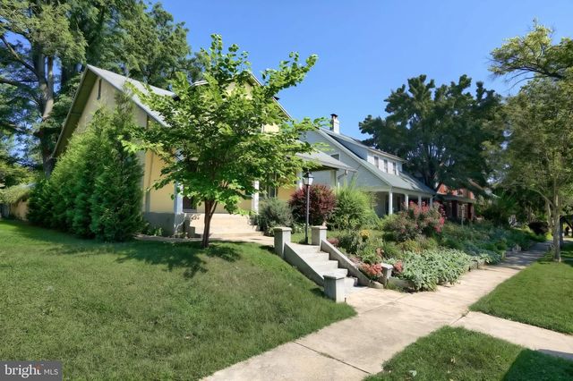 1409 1ST AVE, York, PA 17403