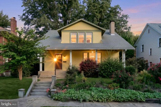 1409 1ST AVE, York, PA 17403