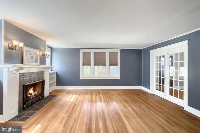 1409 1ST AVE, York, PA 17403