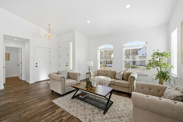 2177 Ceynowa Lane, San Jose, CA 95121