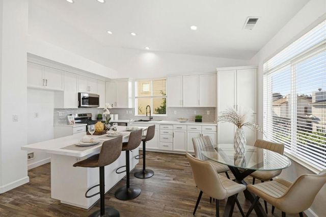 2177 Ceynowa Lane, San Jose, CA 95121