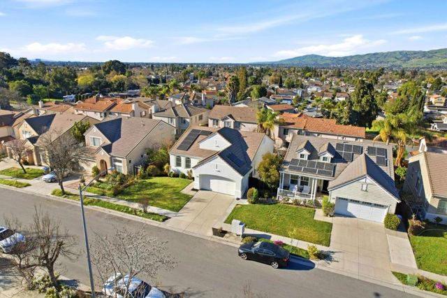 2177 Ceynowa Lane, San Jose, CA 95121