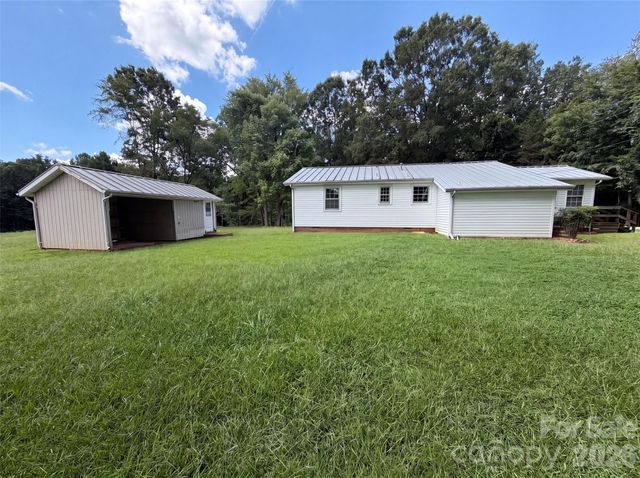 5100 Robinwood Drive, Charlotte, NC 28215
