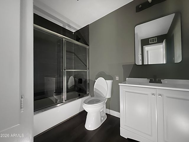 8201 E WHITTON Avenue, Scottsdale, AZ 85251