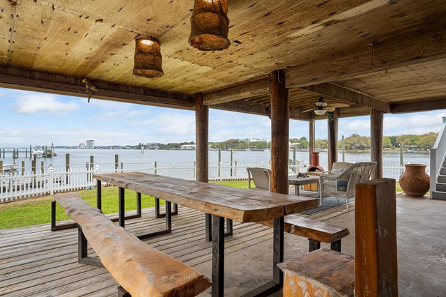 334 Bluefish Drive UNIT 1-6, Fort Walton Beach, FL 32548